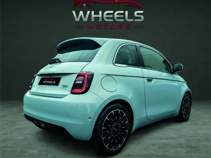 FIAT 500 Bleue