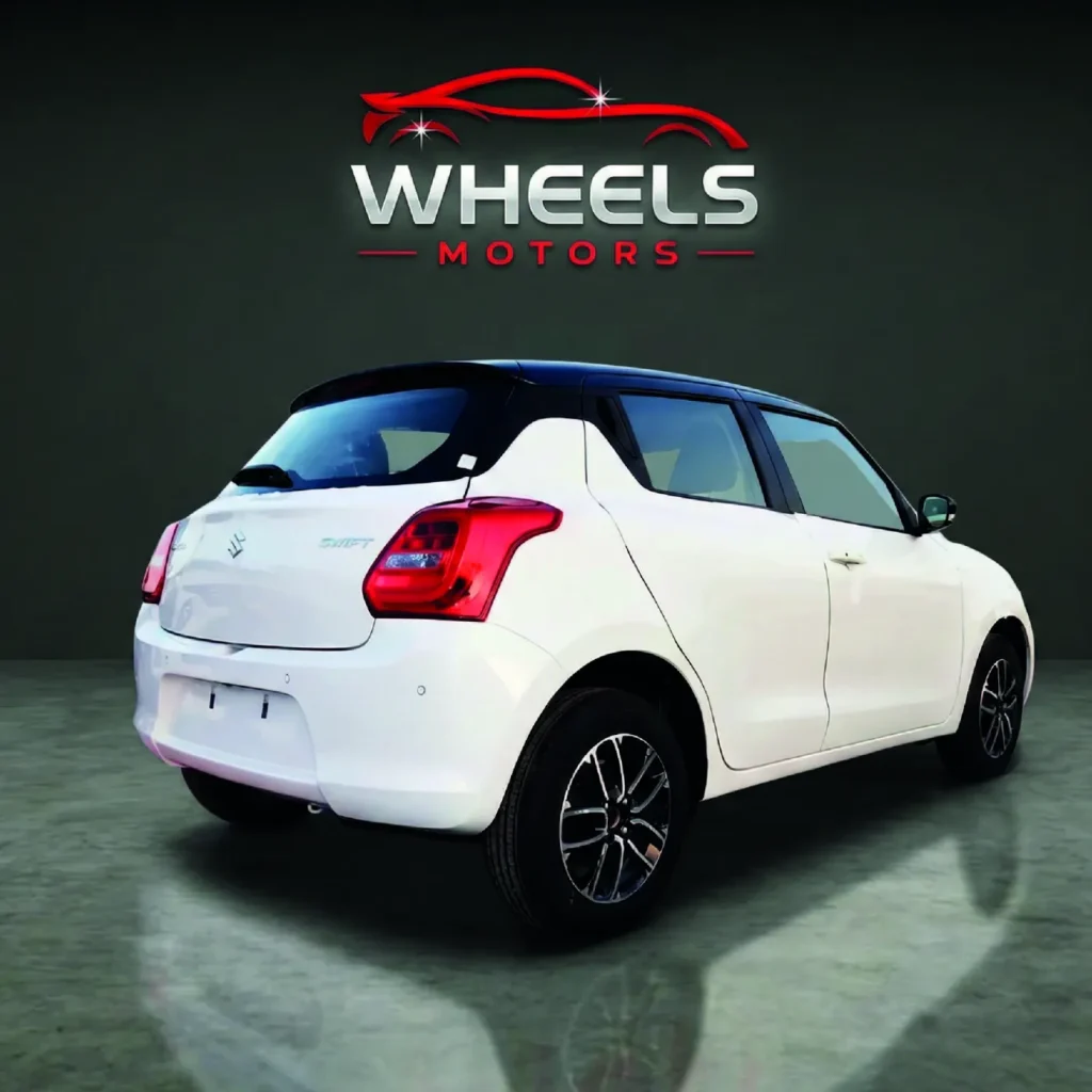 Suzuki Swift 2026 Blanc/Noir — vue 1