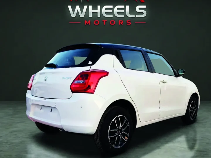 Suzuki Swift 2026 Blanc/Noir